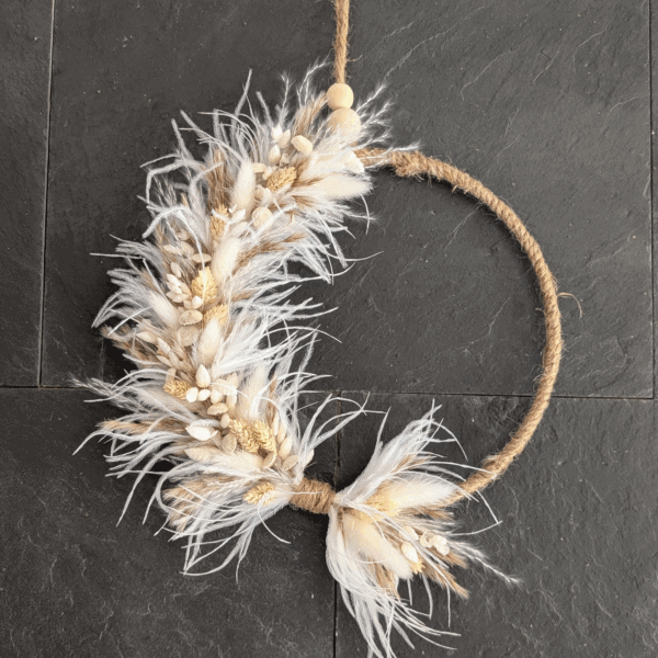 Trockenblumenkranz mit Straußenfedern & Pampas - 25 cm – Bild 2