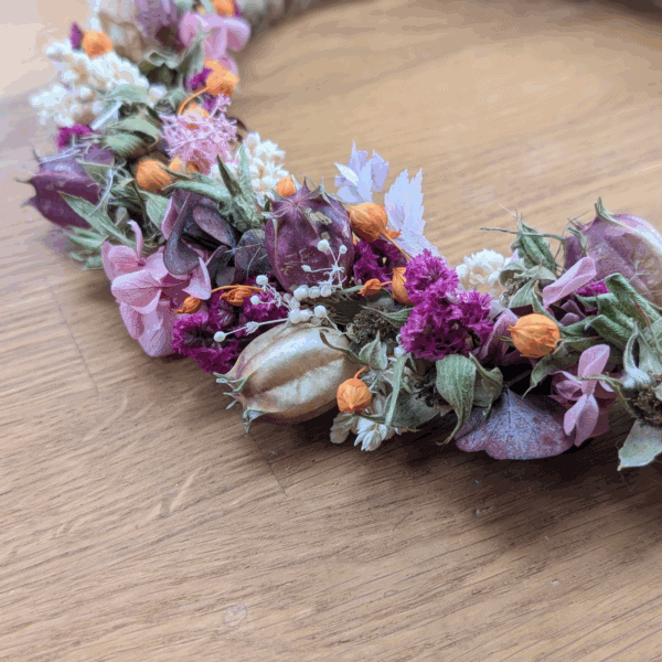 Trockenblumenkranz mit Rispenhortensie & Akelei | 24 cm – Bild 3