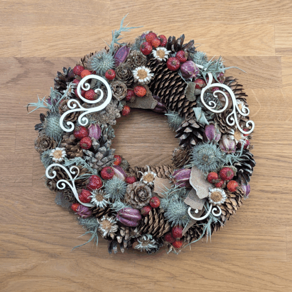 Herbstkranz mit Zapfen & Rinde | 25 cm