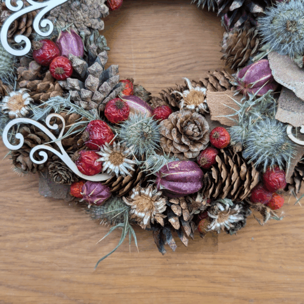 Herbstkranz mit Zapfen & Rinde | 25 cm – Bild 3