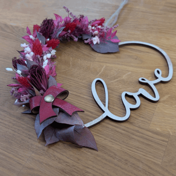 Holzherz „LOVE“ Rot-Rosa mit Trockenblumen 23x25cm – Bild 4