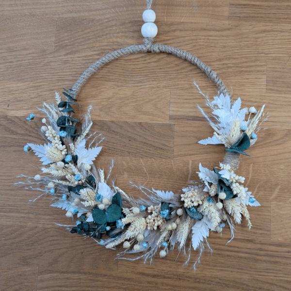 Trockenblumenkranz mit Holzperlen - 27 cm