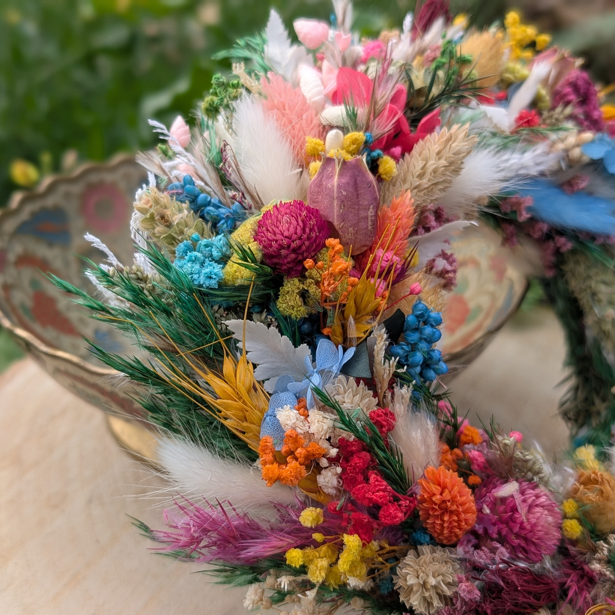 Trockenblumenkranz mit Pampas, Nigella, Eukalyptus & Distel - 22 cm – Bild 4