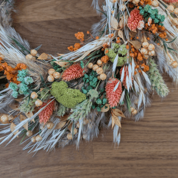 Trockenblumenkranz Orange-Beige mit Schleierkraut 28cm – Bild 4