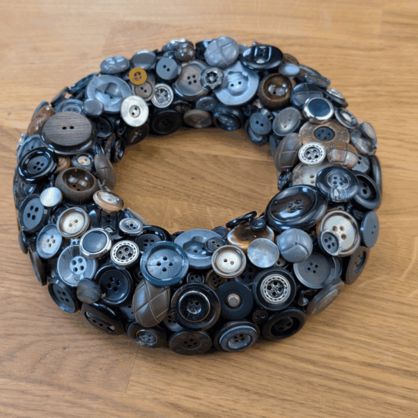 Bunter Knopfkranz handgemacht - 20 cm – Bild 3