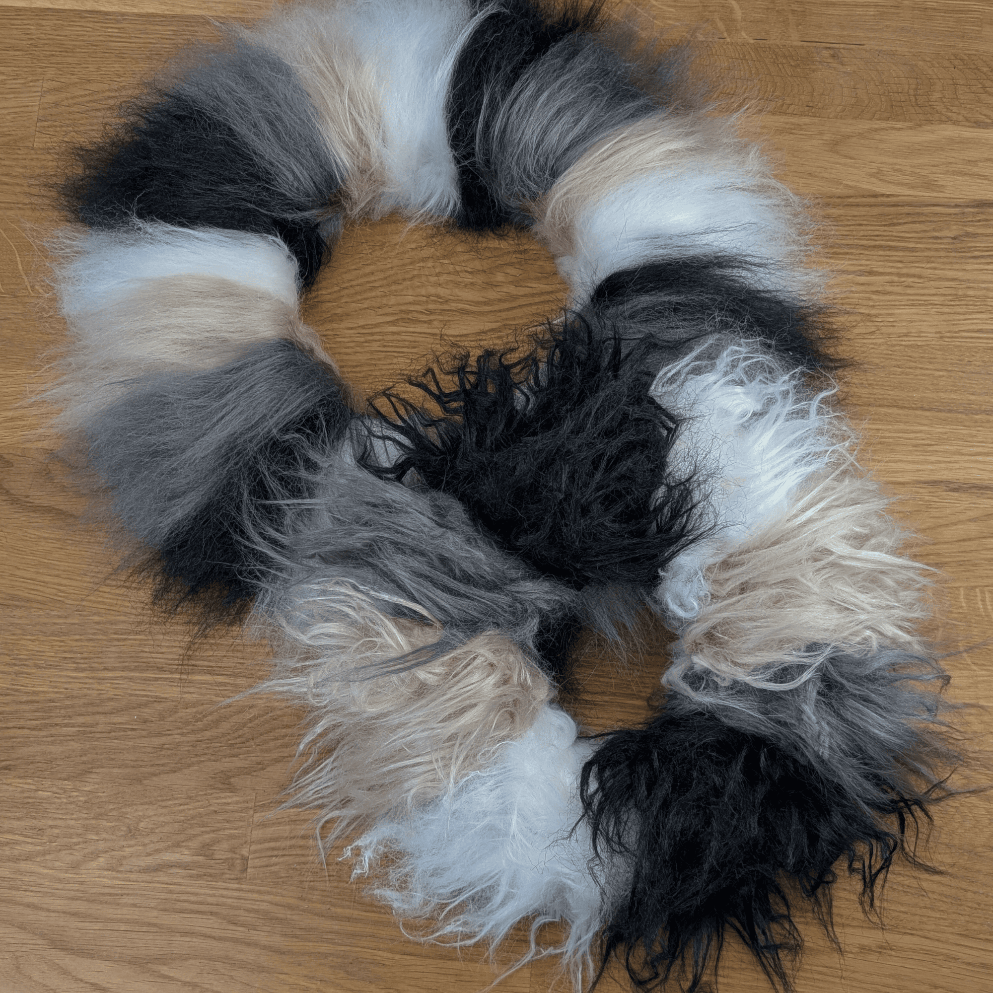 Fellkranz aus Kunstfell – modern, weich & mehrfarbig 32–40 cm