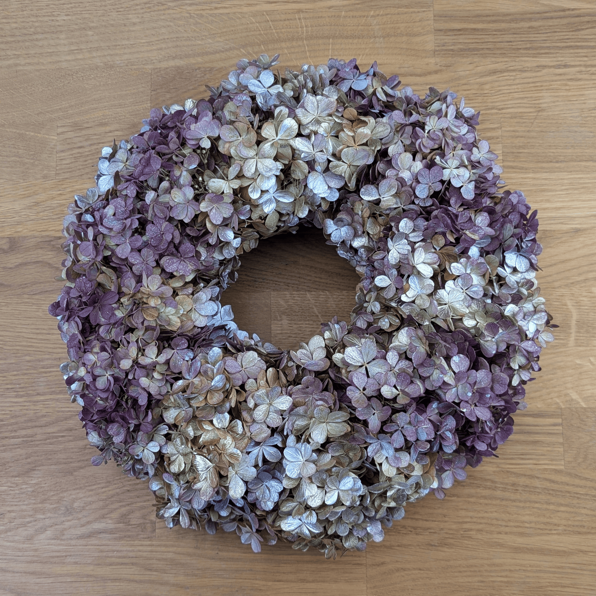 Trockenblumenkranz mit Rispenhortensie in Silber-Gold (30 cm)