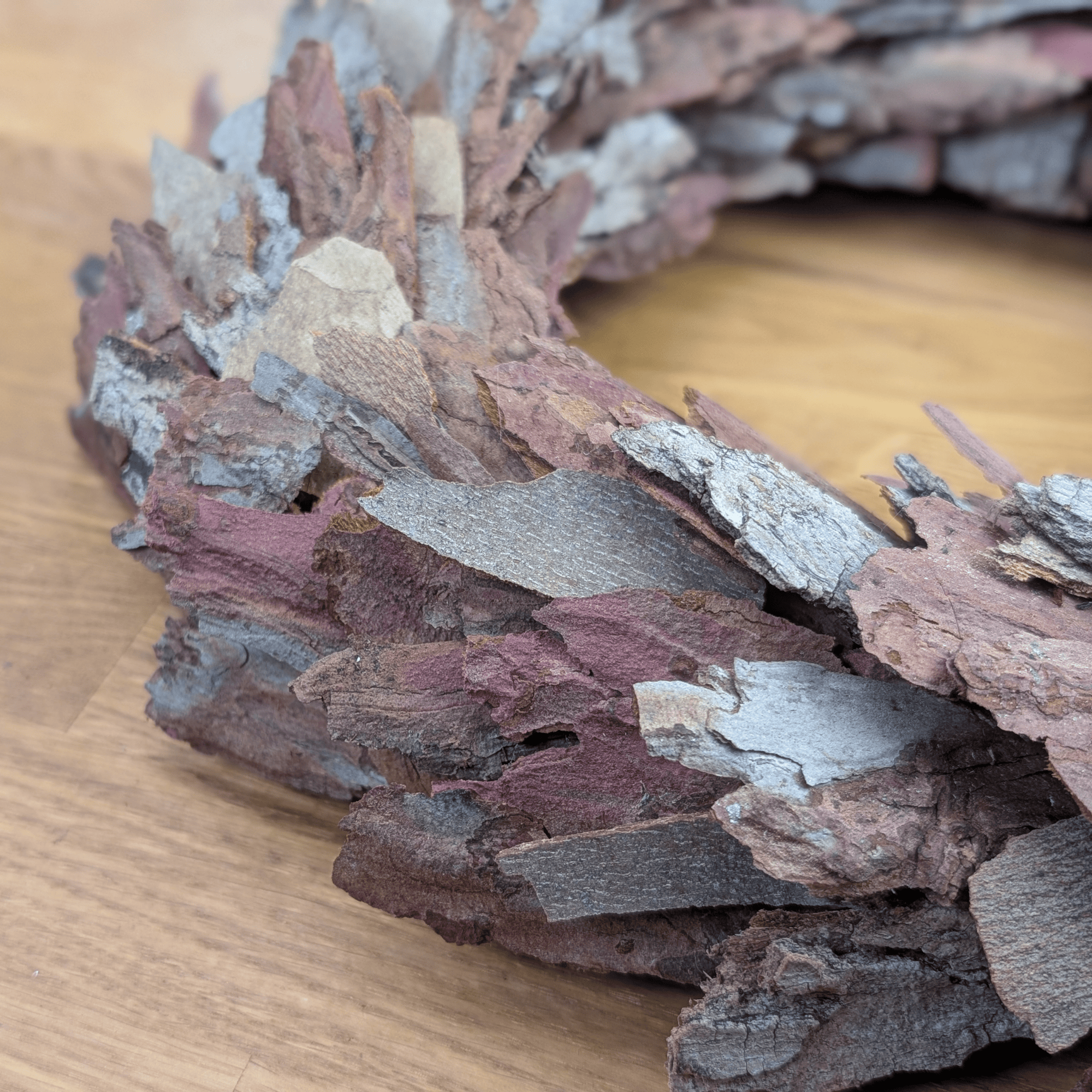 Kranz aus echter Baumrinde – handgeklebt & rustikal (30,5 cm) – Bild 5