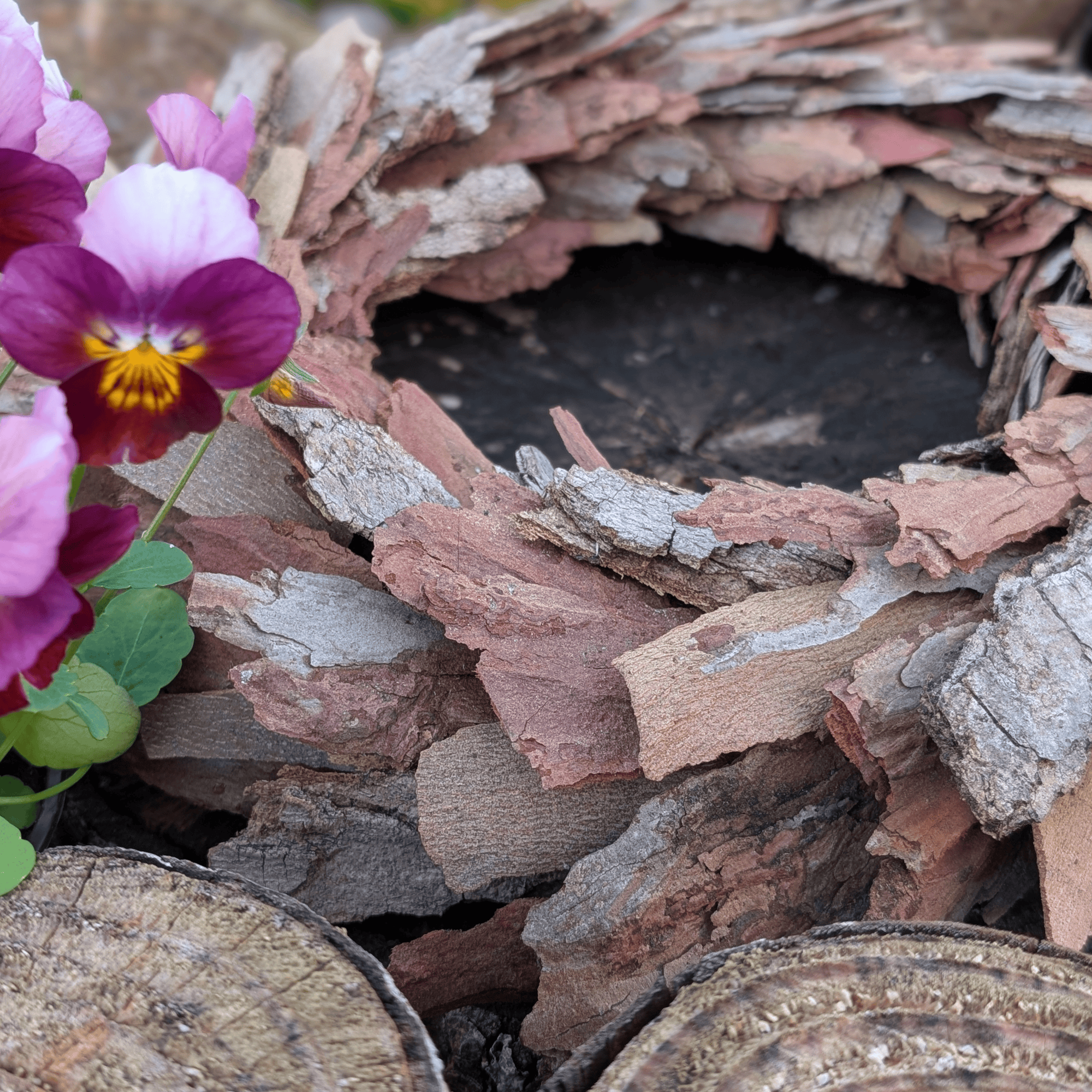 Kranz aus echter Baumrinde – handgeklebt & rustikal (30,5 cm) – Bild 2