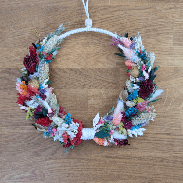 Trockenblumenkranz mit Makrameekordel, Holzperle & Pampasgras (25 cm)