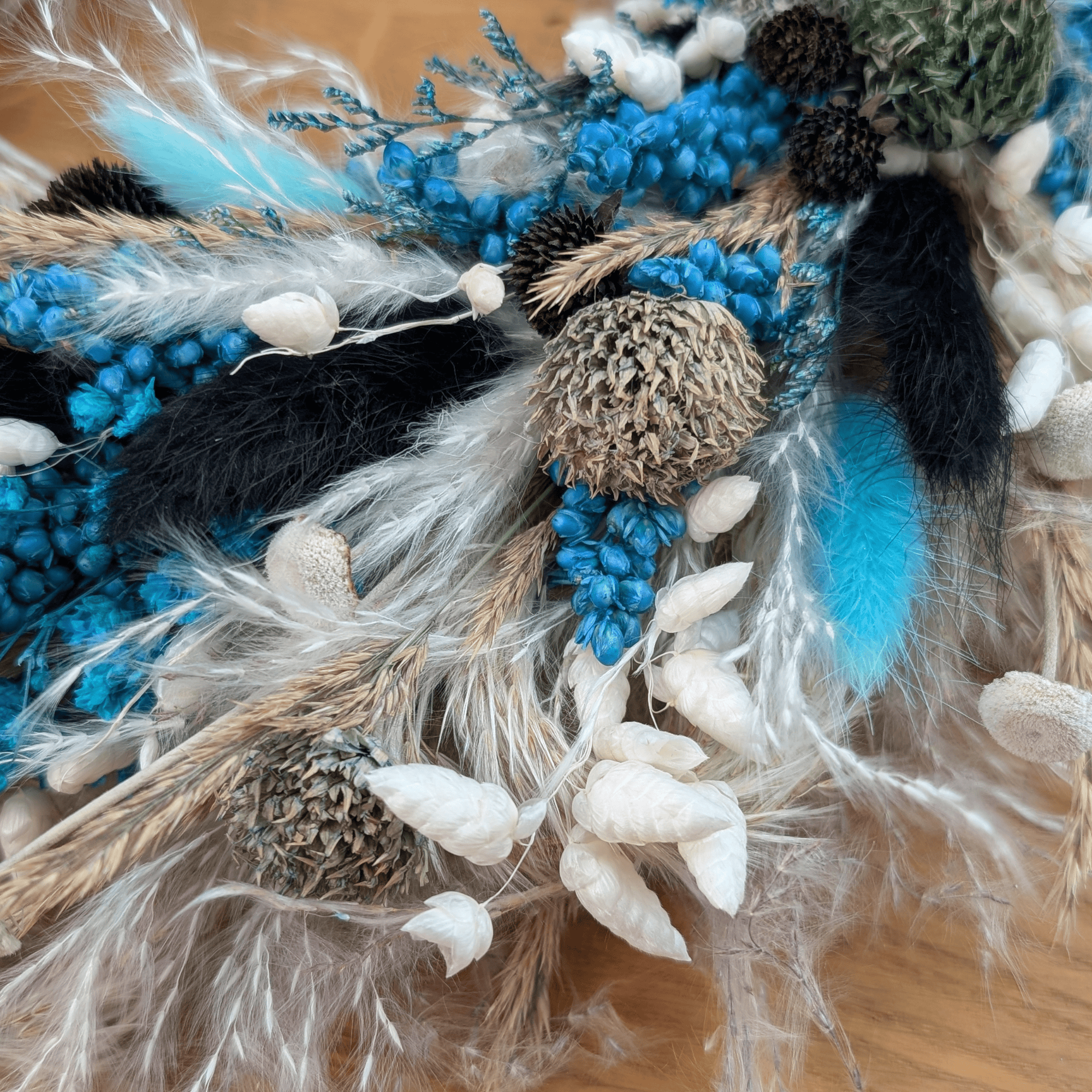 Trockenblumenkranz mit Pampas, Botao & Briza (31 cm) – Bild 6