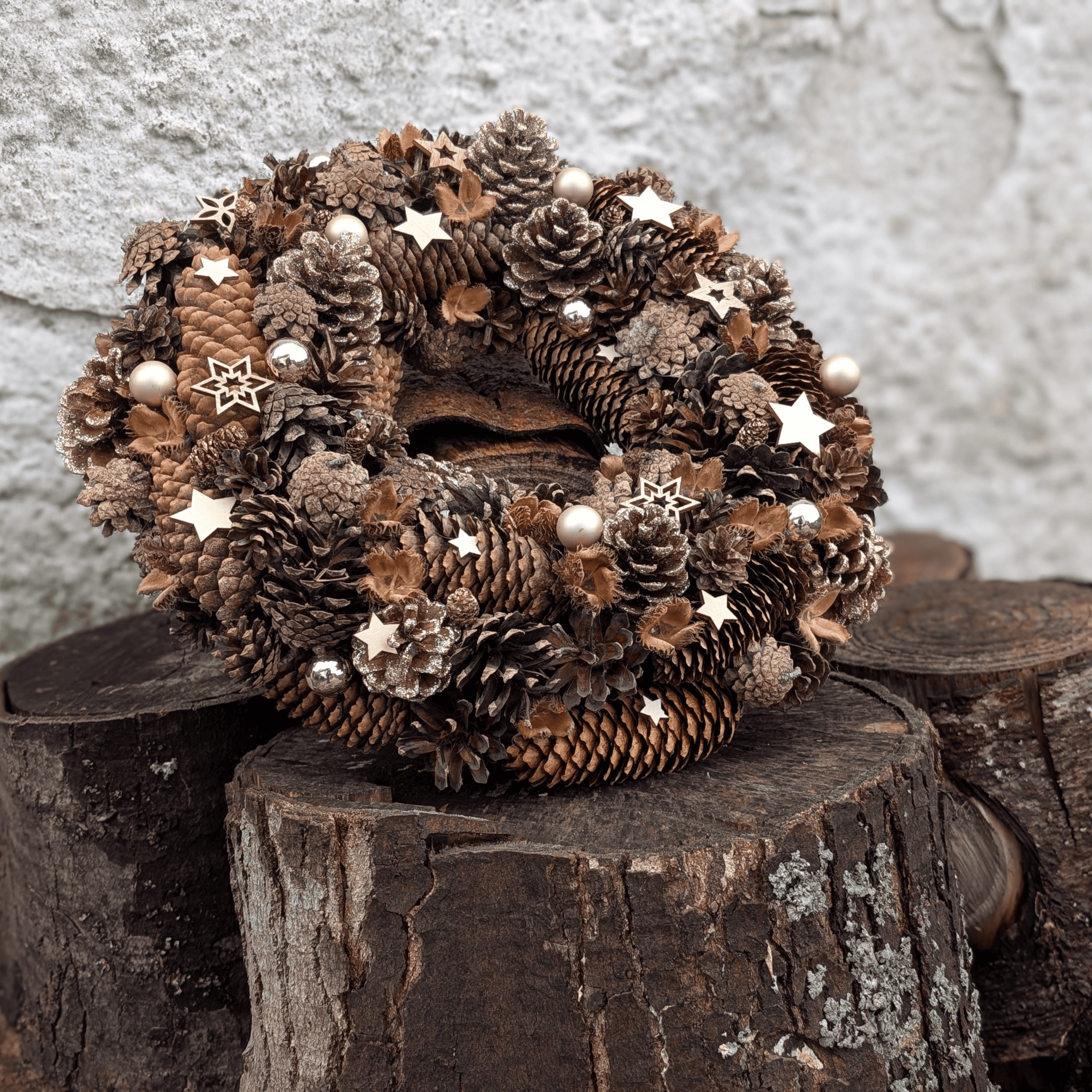 Zapfenkranz in Beige, Braun & Gold – Bild 4