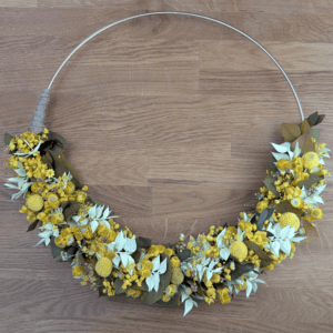 Goldgelber Trockenblumenkranz – Boho Türkranz Ø 41 cm
