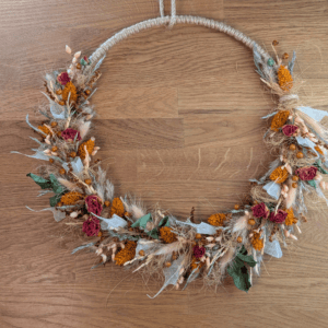 Trockenblumenkranz in Orange & Apricot