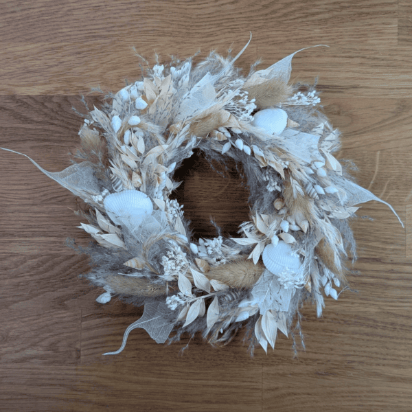 Kleiner Trockenblumenkranz mit Muscheln 23cm