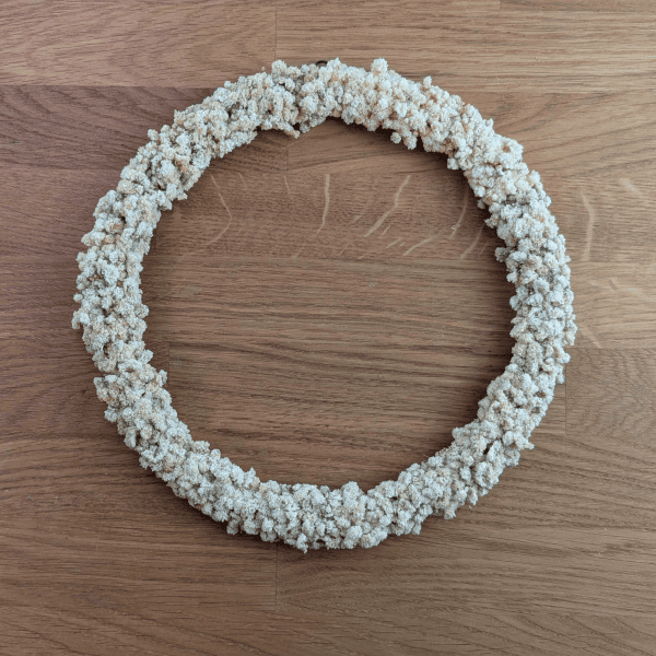 Schleierkrautkranz in Weiß und Beige – 23,5 cm