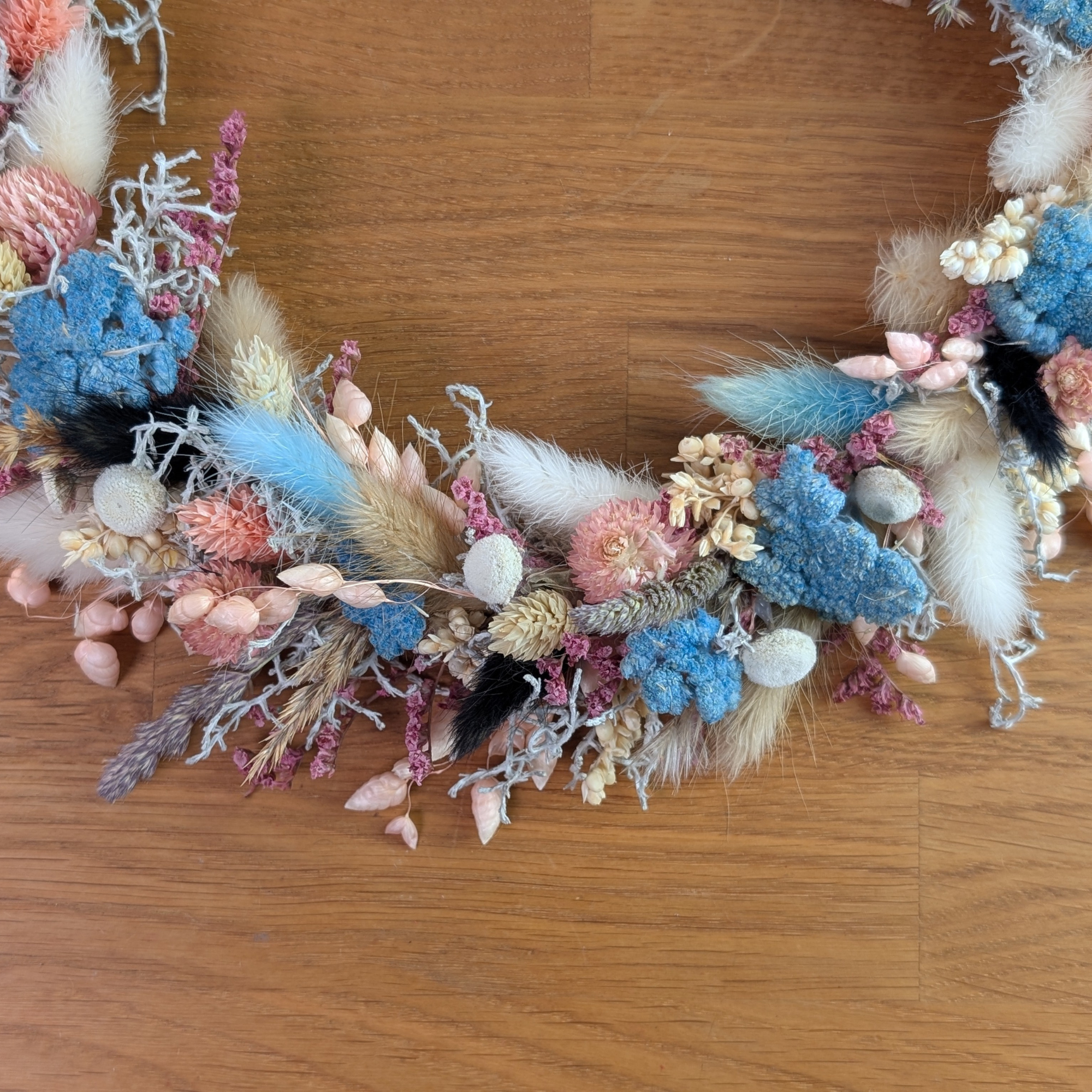 Bunter Trockenblumenkranz mit Gräsern – 28 cm – Bild 5