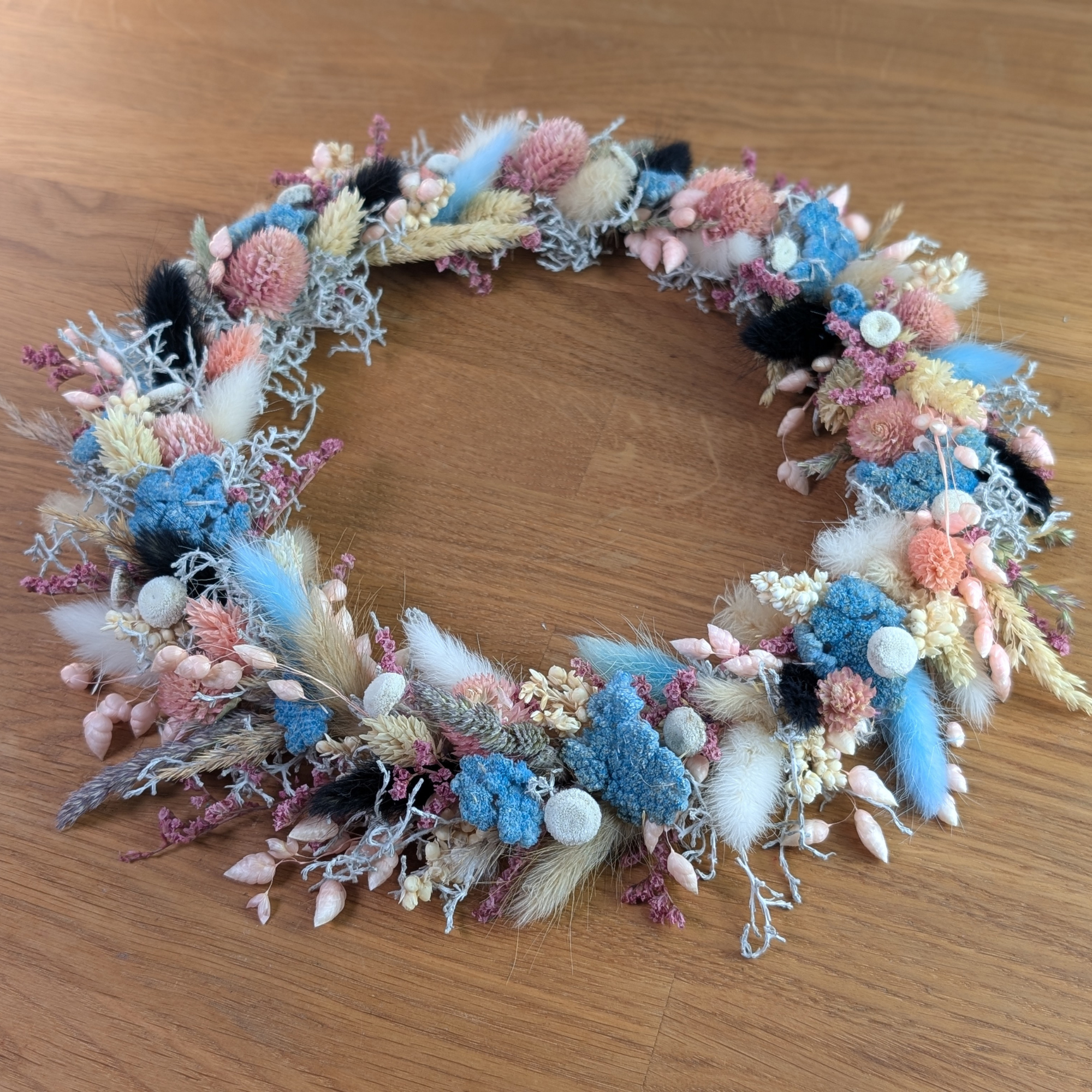 Bunter Trockenblumenkranz mit Gräsern – 28 cm – Bild 3