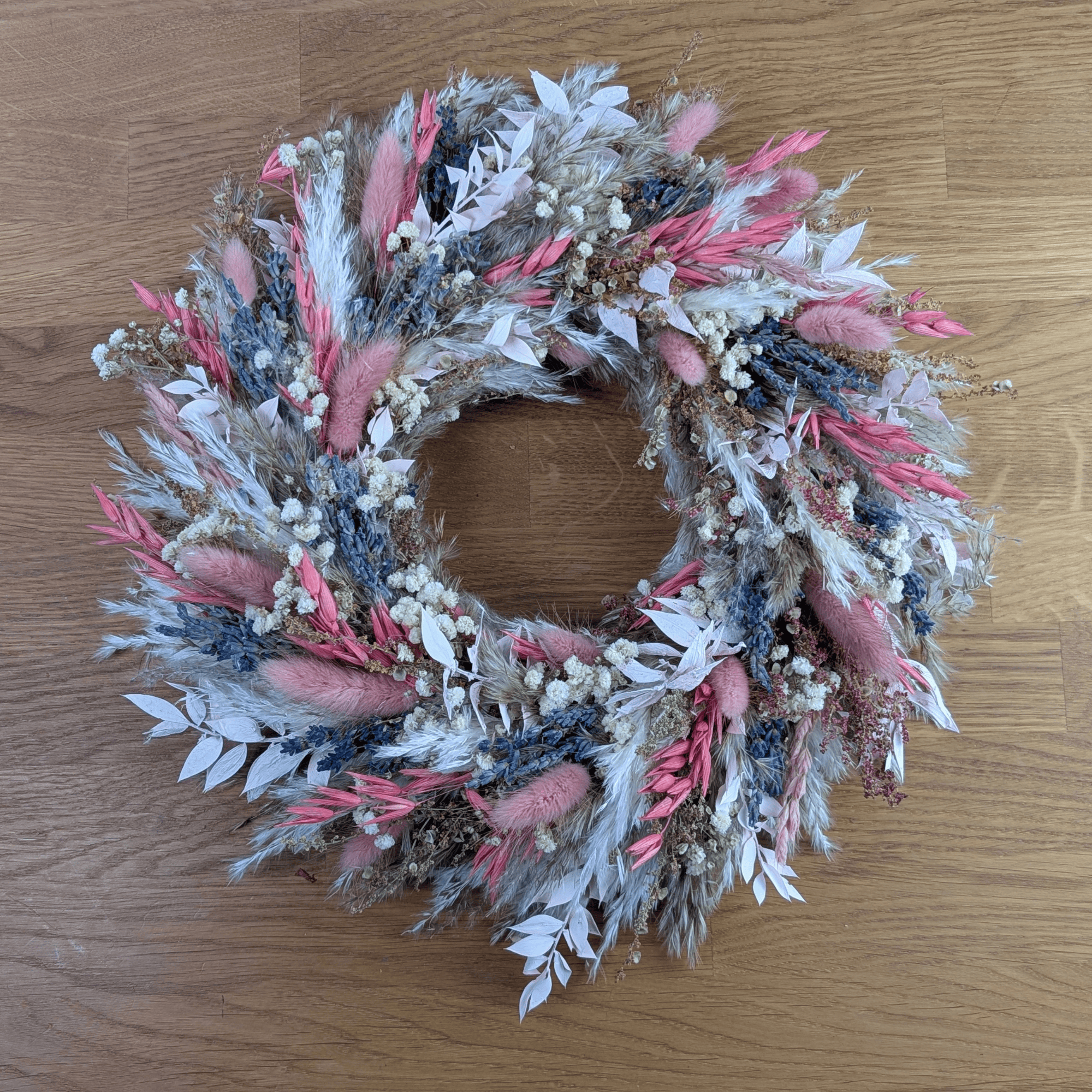 Trockenblumenkranz mit Pampasgras und Lavendel – 32 cm