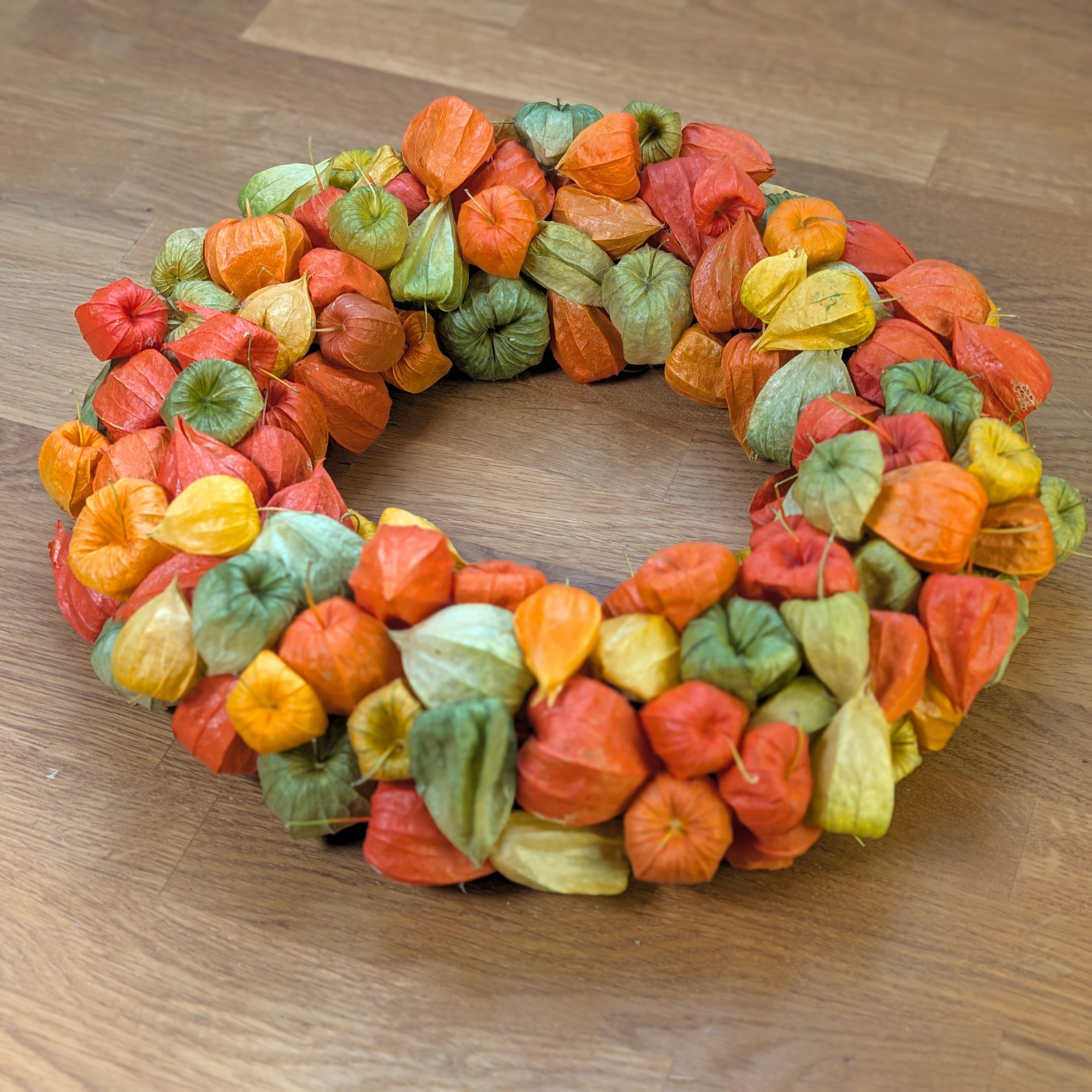 Trockenblumenkranz mit Physalis in Orange und Grün – 35 cm – Bild 3